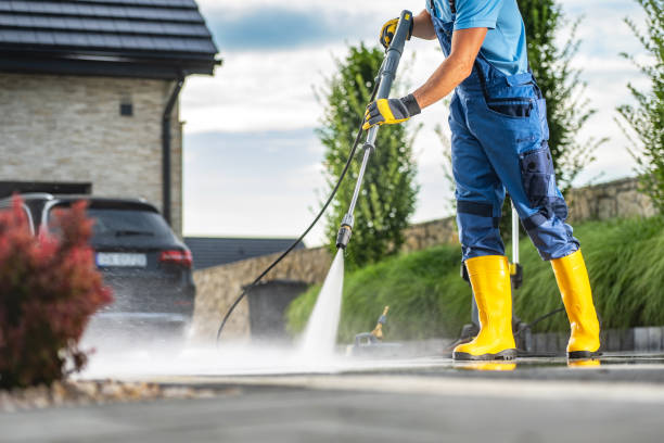 Best Driveway Pressure Washing  in Bithlo, FL